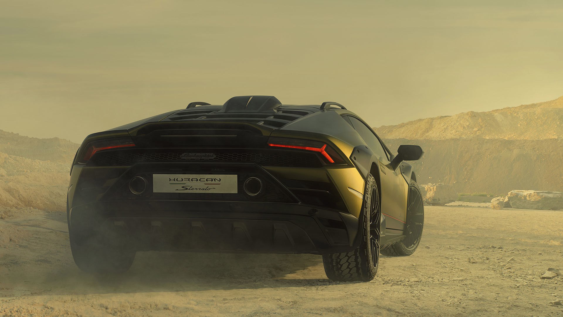 2023-Lamborghini-Huracan-Sterrato-26.jpg