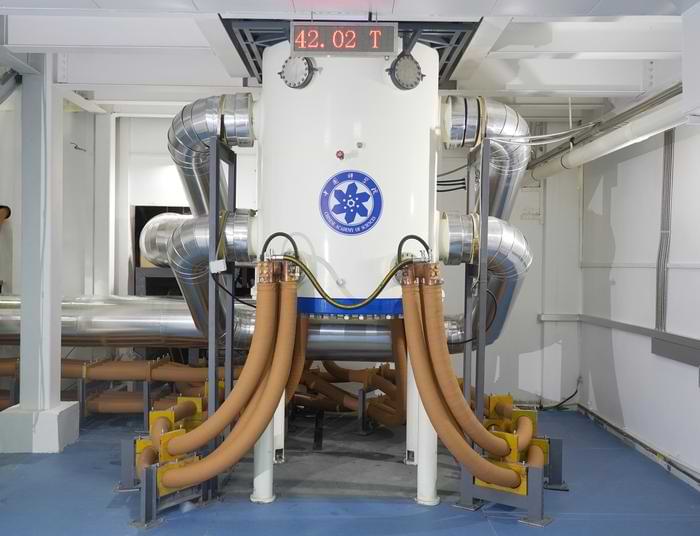 42 tesla magnet.jpg