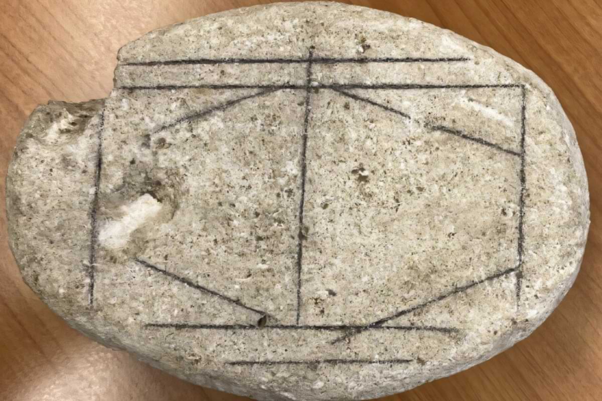 Ancient Roman board game stumped experts for decades until AI played.jpg