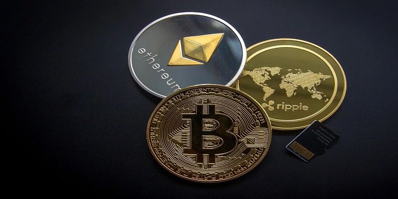 cryptowaehrungen-muenzen-ripple-ethereum-bitcoin.jpg