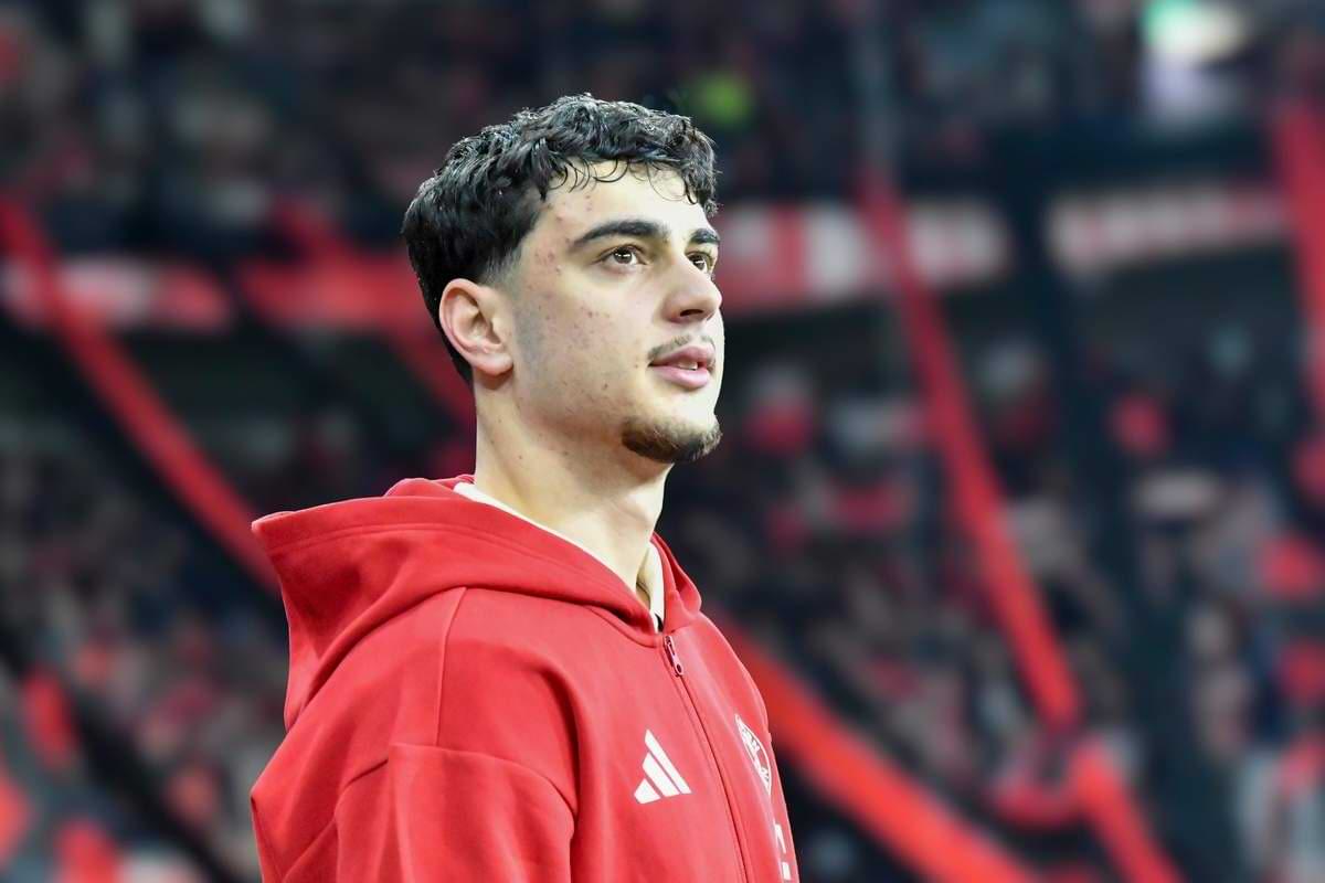FC Bayern Pavlovic am Pfeifferschen Drüsenfieber erkrankt.jpeg
