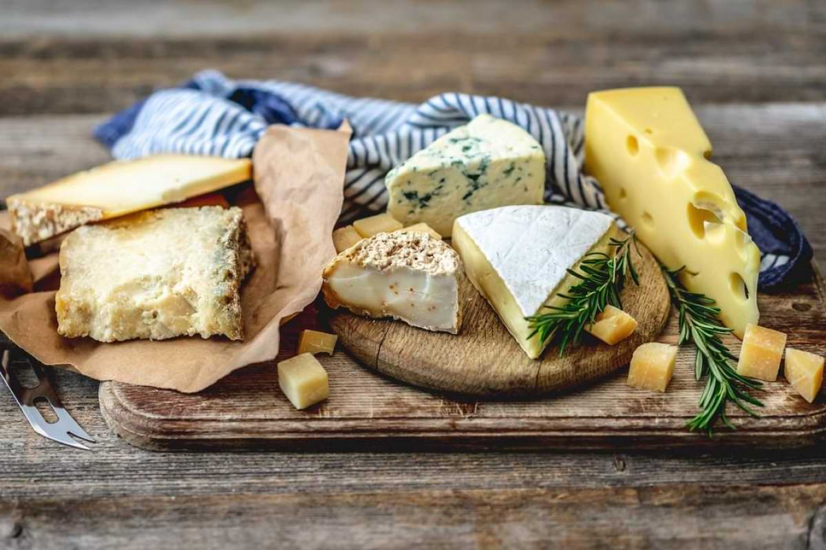 Käse kann bei Menschen mit Laktoseintoleranz Albträume verursachen ist das Ergebnis einer Studi.jpeg