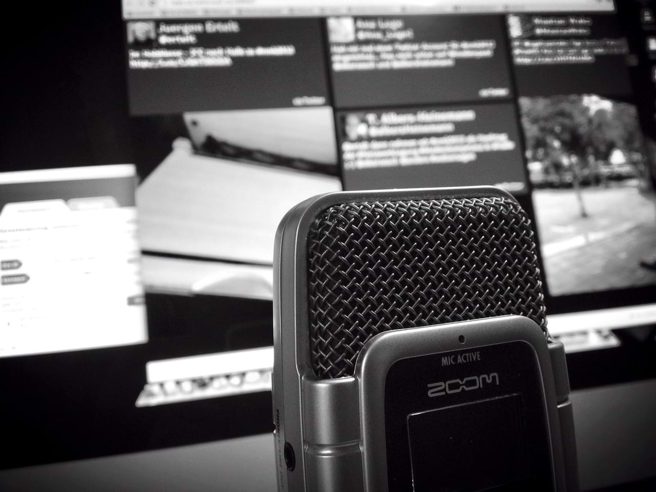microphone-streaming.jpg