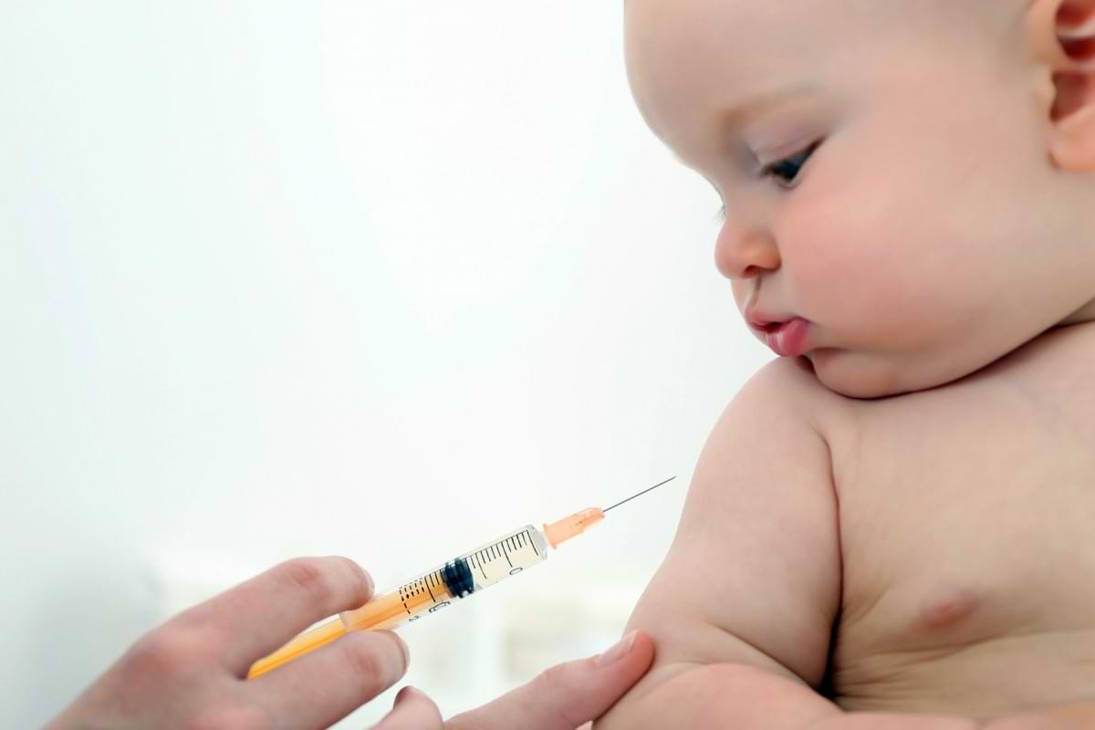 No link between childhood vaccines and 50 health conditions.jpg