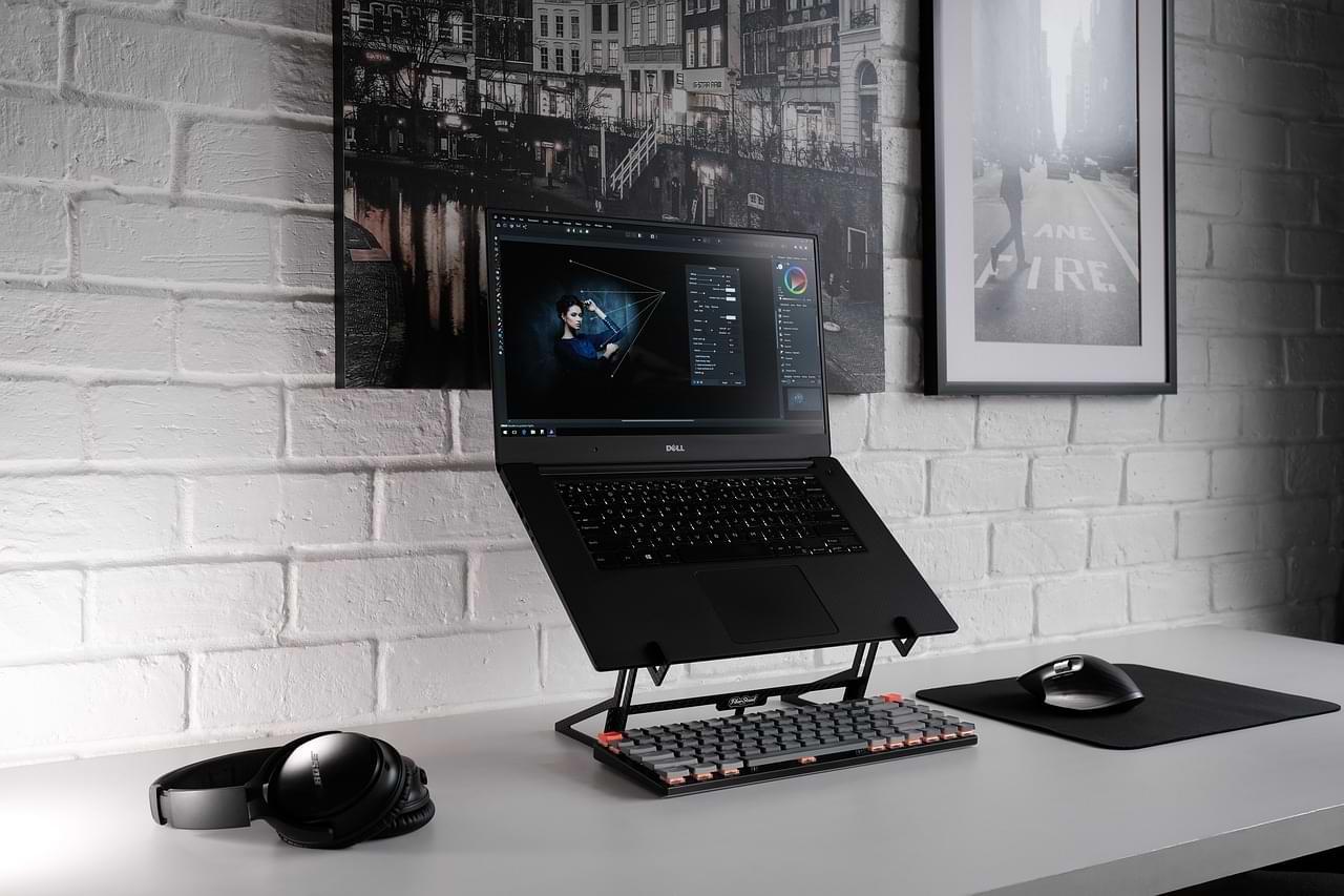 notebook desktoparbeitsplatz.jpg