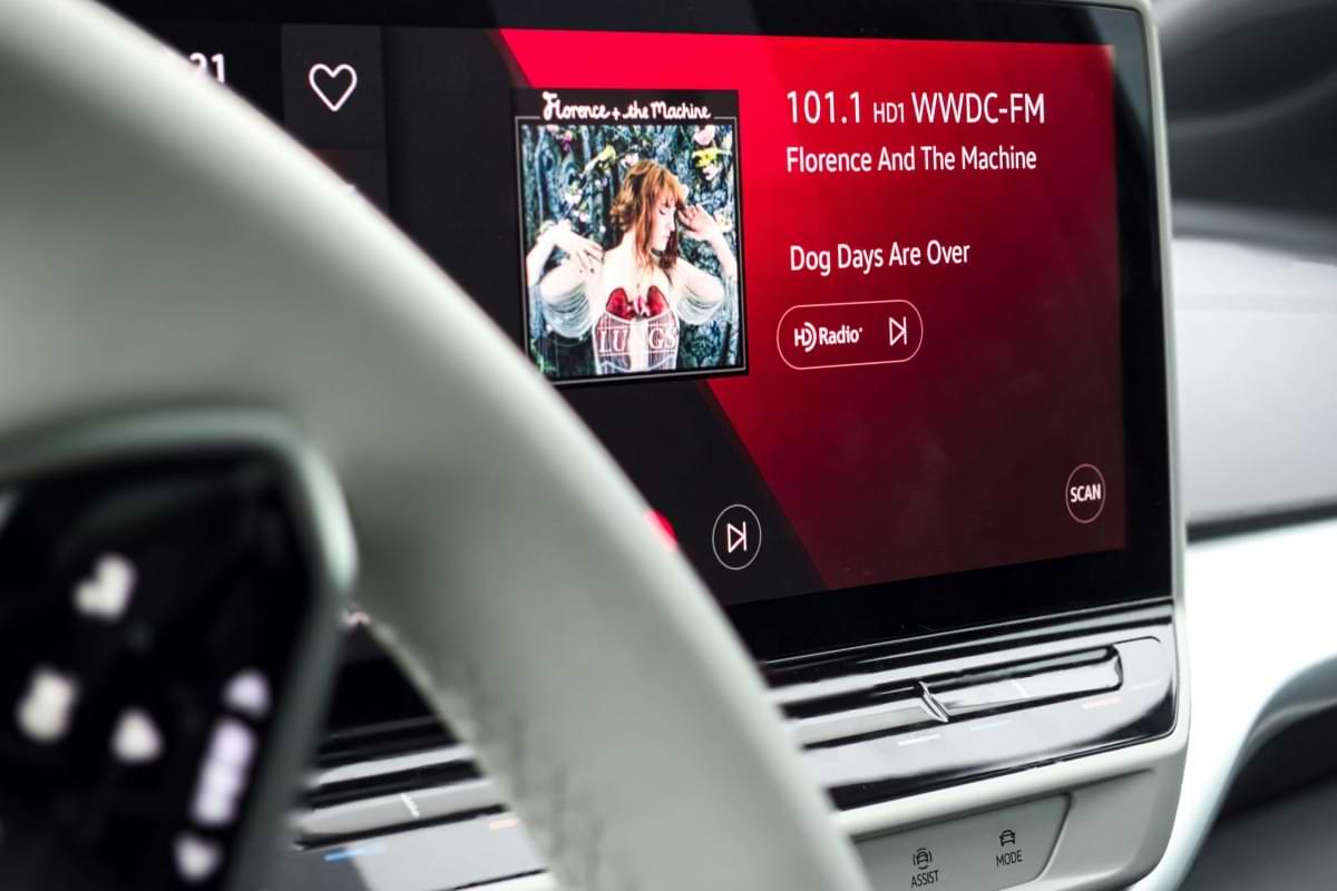 Schon gehört Im Auto klingt Musik besser und das ist kein Zufall.jpg