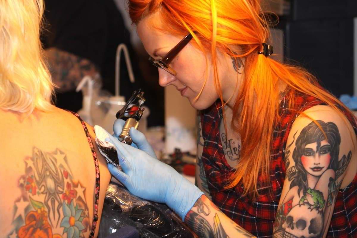 TattooFarben bergen ein Risiko Sie sind gesundheitsschädlich und können unter anderem Krebs aus.jpeg