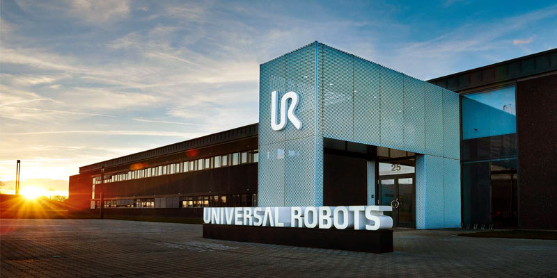 universal-robots.jpg