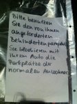 Wedding_Windschutzscheibe-eines-fuer-Behinderte-umgeruesteten-Autos_Tino-764x1024.jpg
