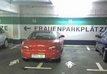frauenparkplatzjoild.jpg