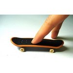 Finger_Skateboard_Mini_Skateboard_Tech_deck.jpg
