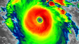 hurricane-beryl-windgeschwindigkeit.jpg