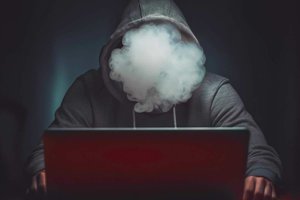 Symbolbild Hacker bieten gerade angebliche Nutzerdaten von Kunden der Computerspieleplattform S.jpeg