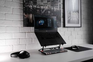 notebook desktoparbeitsplatz.jpg