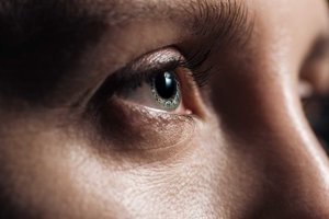 Scientists find a way to reboot vision in adults with lazy eye.jpg