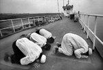 9_muslim-prayer-low-res.jpg